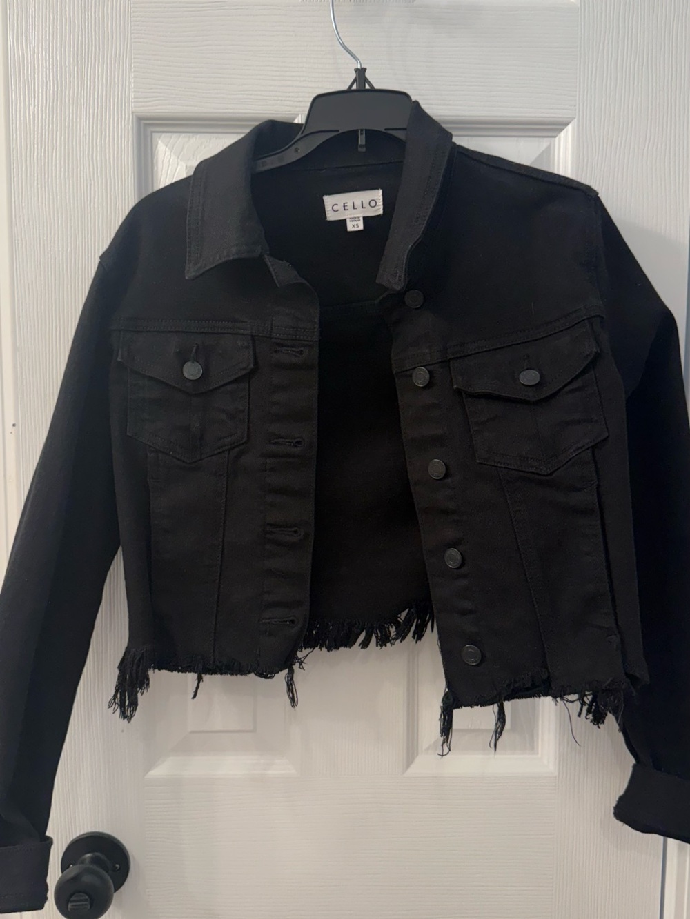 CELLO Black Cropped Frayed-Hem Denim Jacket
